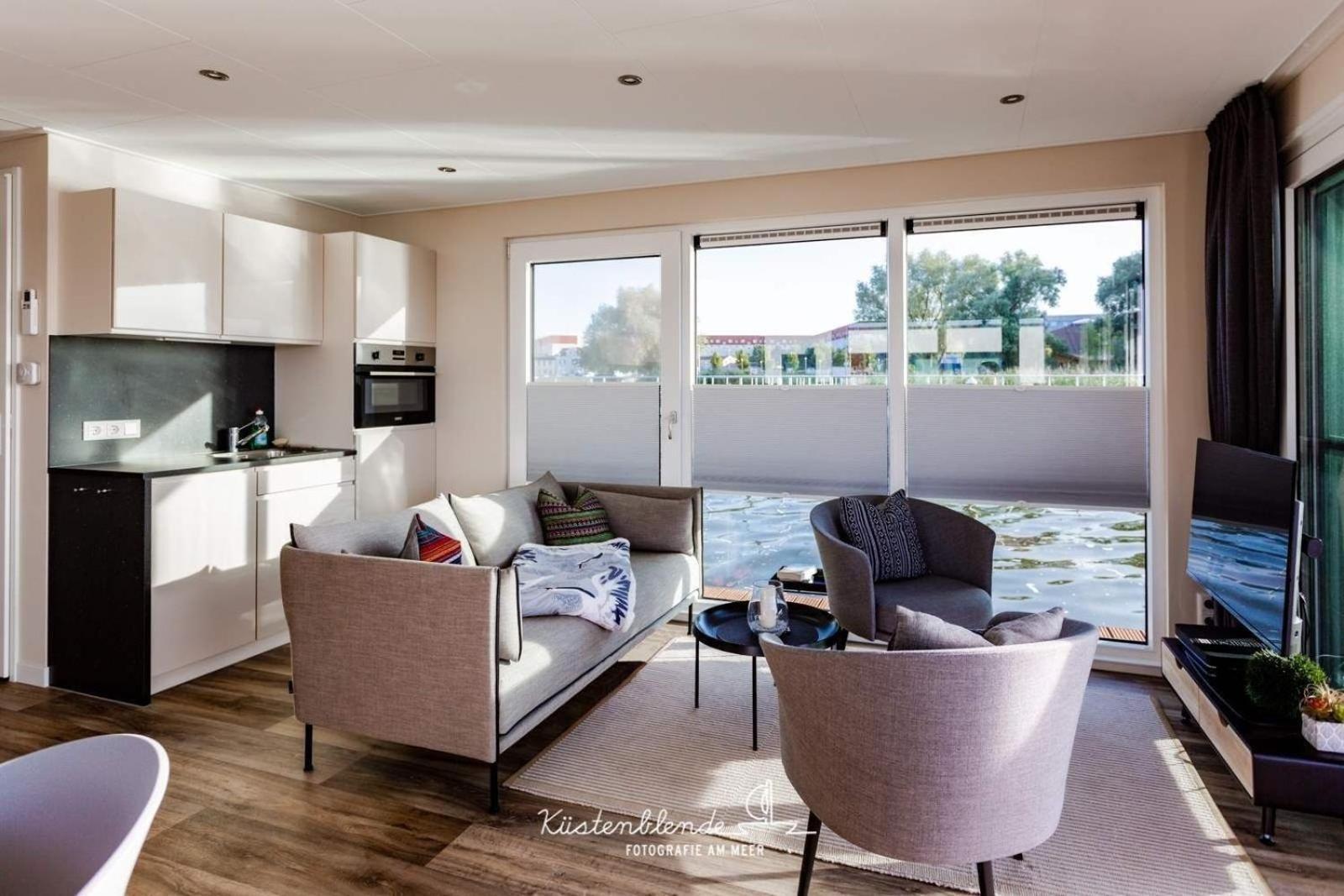 Hausboot Kranichnest Hotell Ribnitz-Damgarten Exteriör bild
